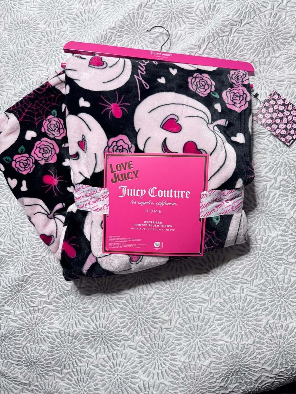 Juicy Couture Love Juicy Oversized Printed Plush Throw Blanket Pumpkin Halloween